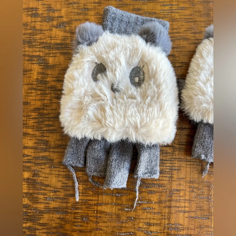 ⚡️MOVING SALE ⚡️Zara gloves ⚡️MOVING SALE ⚡️